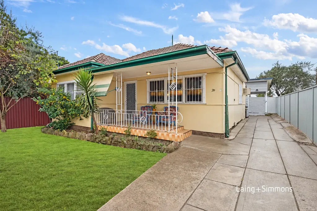 Merrylands 6બેડરૂમ Blue Chip Dual-Income Opportunity
