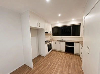 9 Poplar Avenue, Shepparton, VIC 3630, 4房, 2浴, House