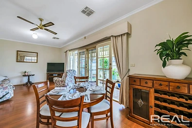 रसोईघर - 8 Lakeside Court, Greenwith, SA 5125