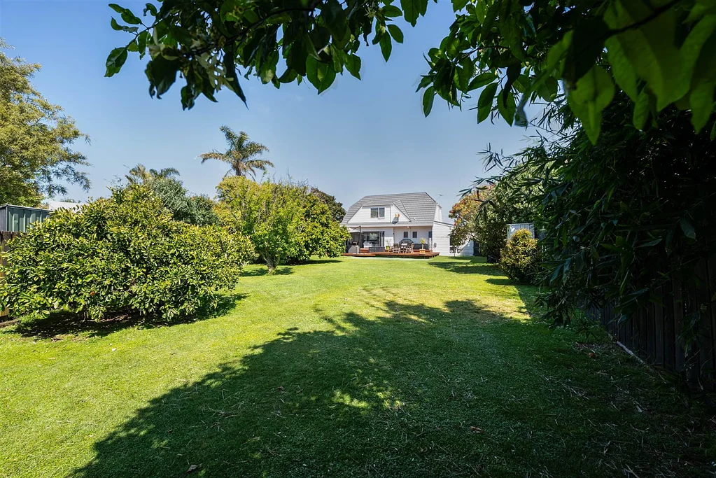 11 Waimanu Place, Point Wells, Rodney, Auckland