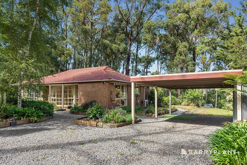 53 Fern Glade Drive, Emerald, VIC 3782