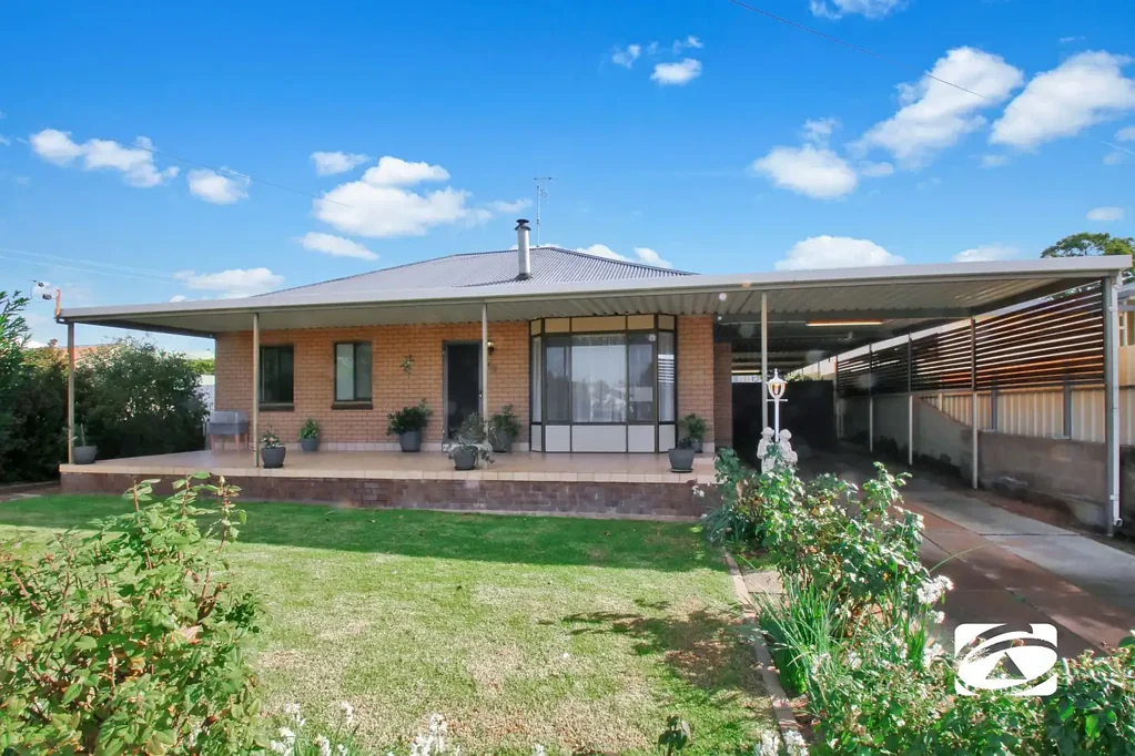 Broken Hill 4ห้องนอน GREAT LOCATION WITH COMFORTABLE LIVING