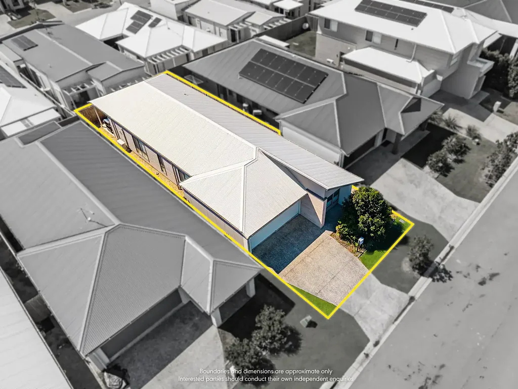 Morayfield 4房 现代住宅四房 280平米宽敞用地 双车库带电动卷帘 现代厨房电器 主卧带套间浴室 大型户外娱乐区 位于便利社区 Low-Maintenance Lifestyle in the Heart of Morayfield