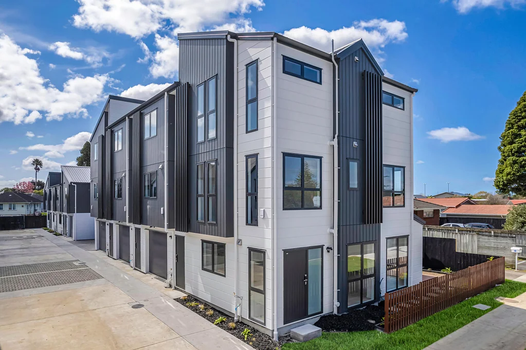 Te Atatu Peninsula 3房  Modern 3 Bedroom Gem in Prime Location