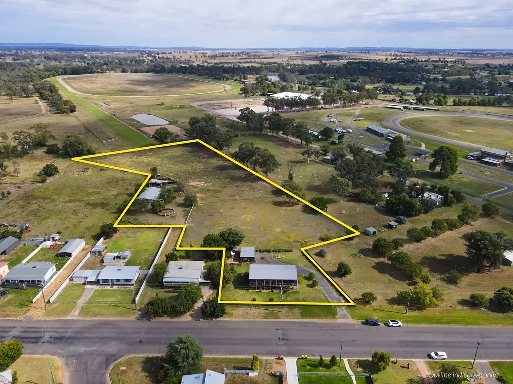 Forbes 4 Bedroom Ray White Forbes - 02 6851 1411