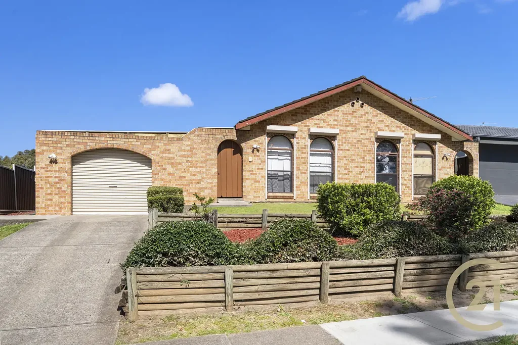 Bonnyrigg Heights 6Habitaciones The perfect house and Granny flat package on 669sqm