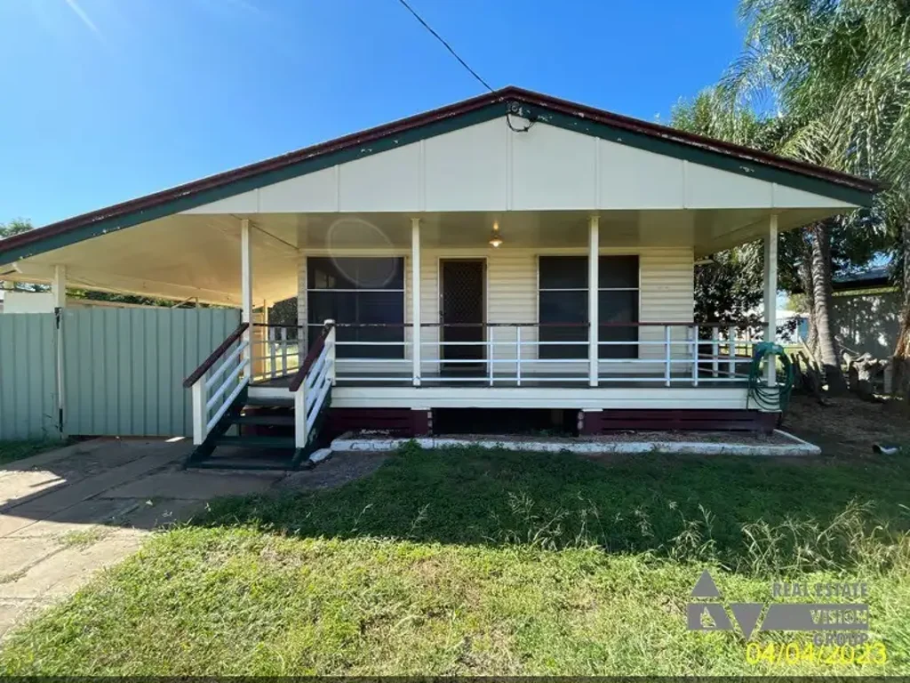 41 Fay St, Blackwater, QLD 4717