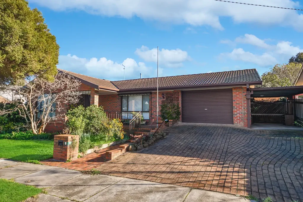 Stawell 4房  Built To Last, Don’t Be Last To Look.