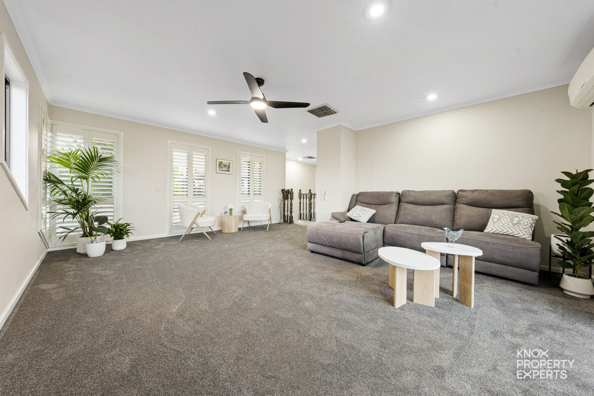 15 FERNLEA AV, ROWVILLE VIC 3178, 0 chambres, 0 salles de bain, House