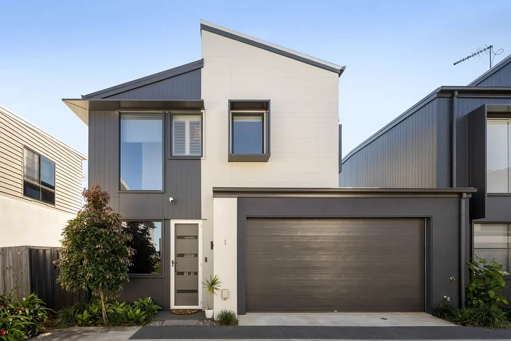 1/18 Oasis Close, Manly West, QLD 4179