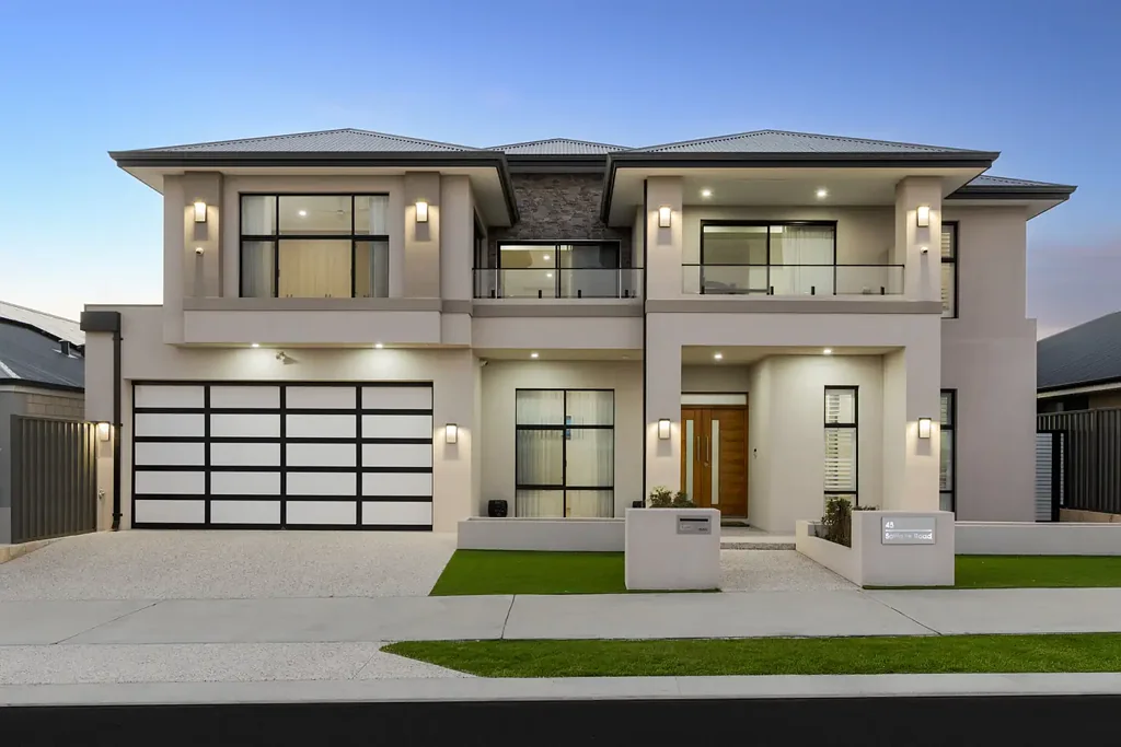 Treeby 7 Bedroom A Landmark Luxury Home in the Heart of Treeby - 545(approx) sqm total covered area