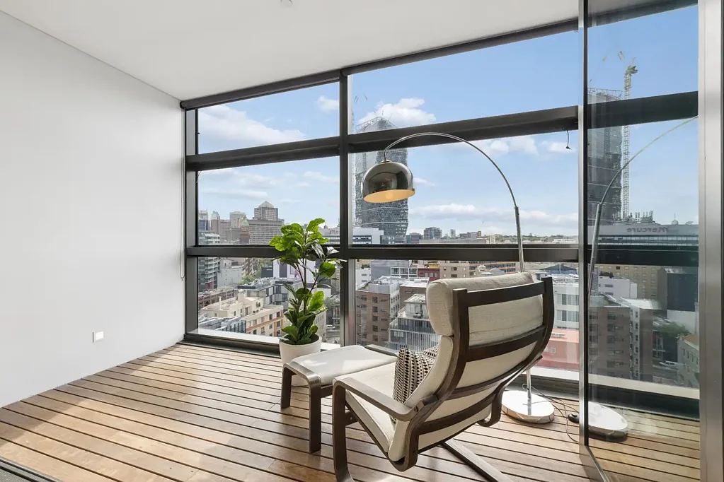 Chippendale 2कमरा Elevated Living with Sweeping Views: Two-Bedroom Plus Private Guest Retreat