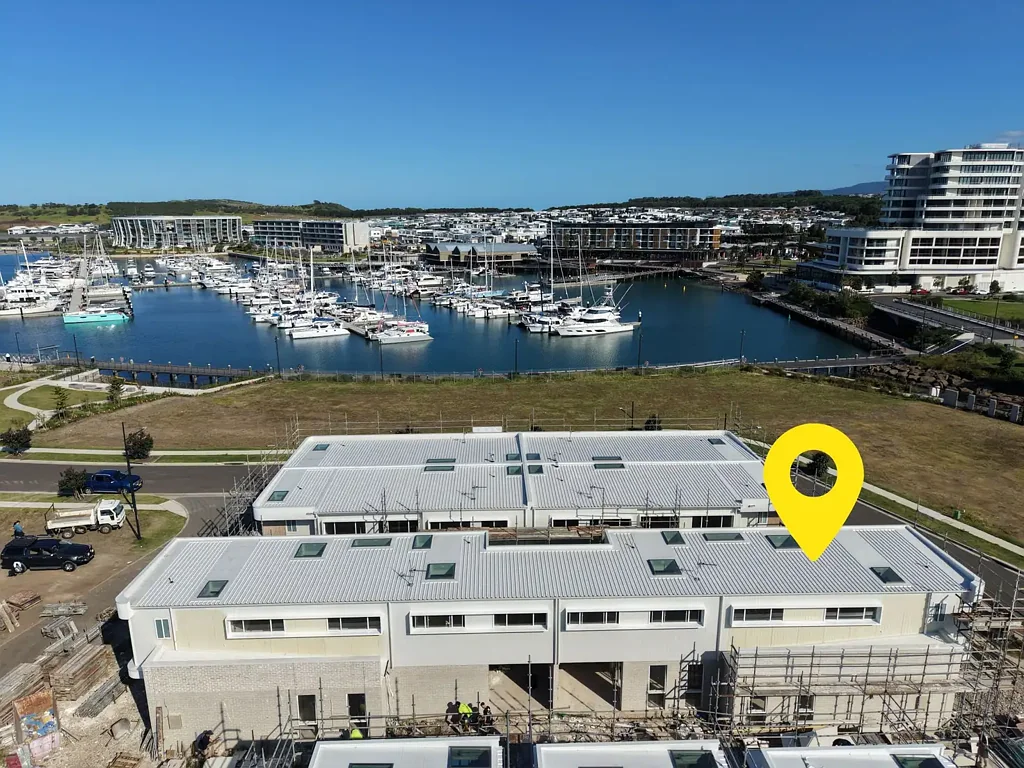 Shell Cove 4Zimmer Architectural Elegance in the Heart of the Marina