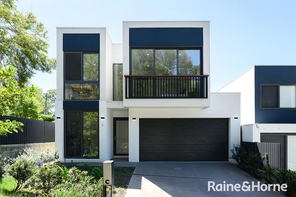 Lindfield 5Moenga Architectural Luxury | Near-New Quality | Premier 'Crimson Hill' Address