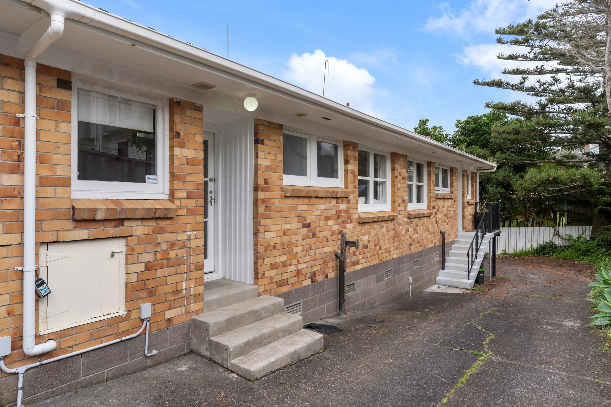 Onehunga 2Zimmer VACANT AND URGENT ! BRING YOUR OFFERS NOW!