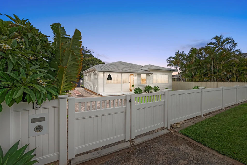 18 Third Avenue, Toukley, NSW 2263