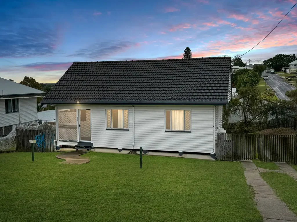 WHERE EVERYDAY LIFE FEELS RIGHT