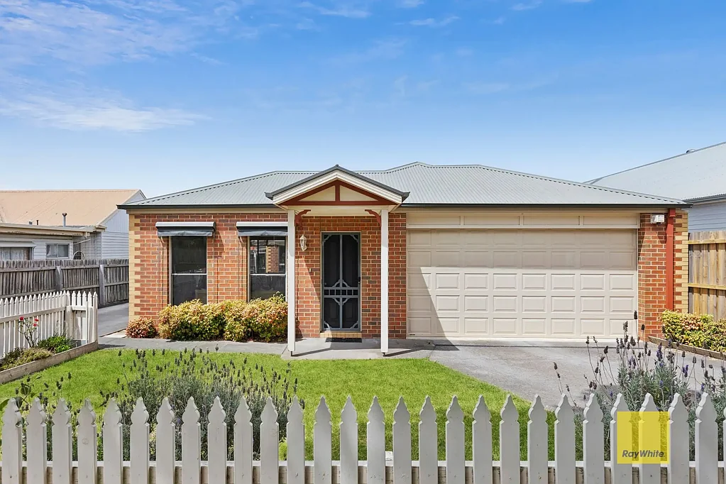 1/11 Lloyd Street, Belmont, VIC 3216