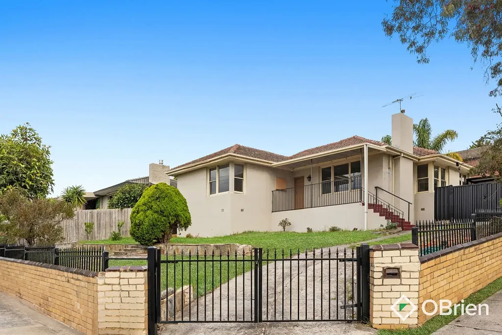 4 Bloom Street, Frankston, VIC 3199