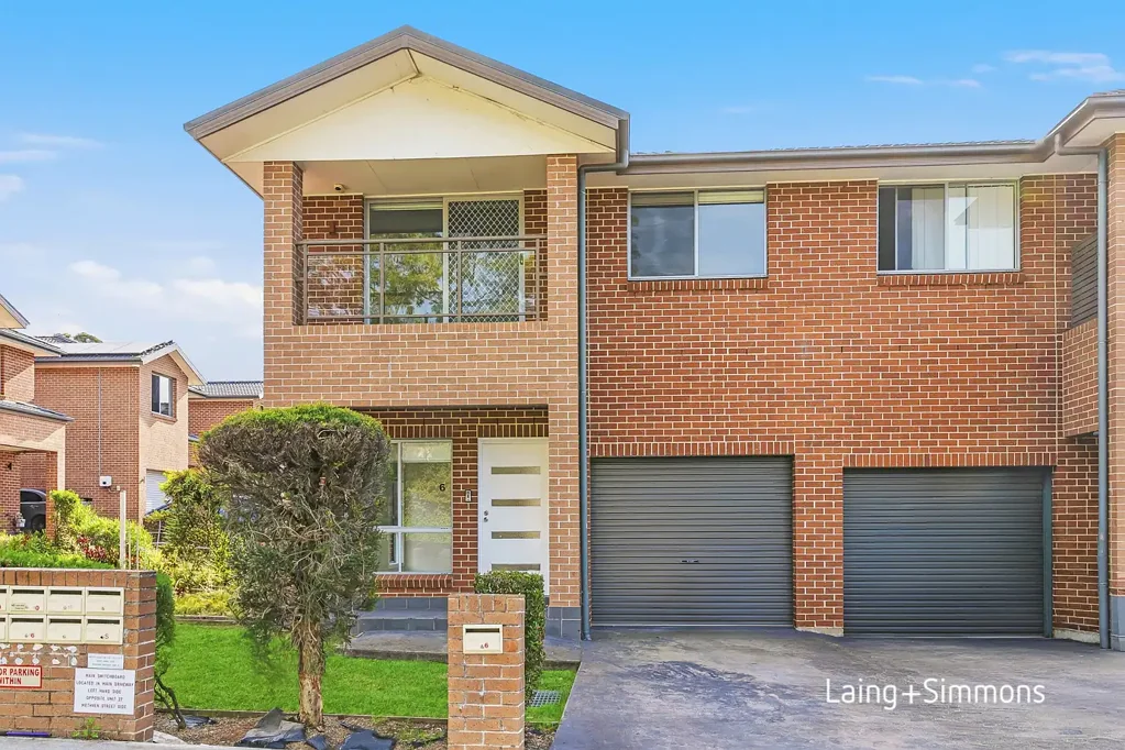 Mount Druitt 4Kwarto Exclusive street facing townhouse location within 800m to Westfields