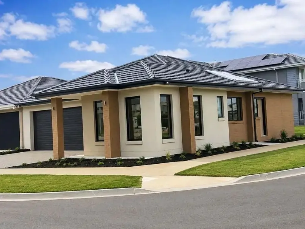 For Lease Modern Family Home in Prime Berwick Location