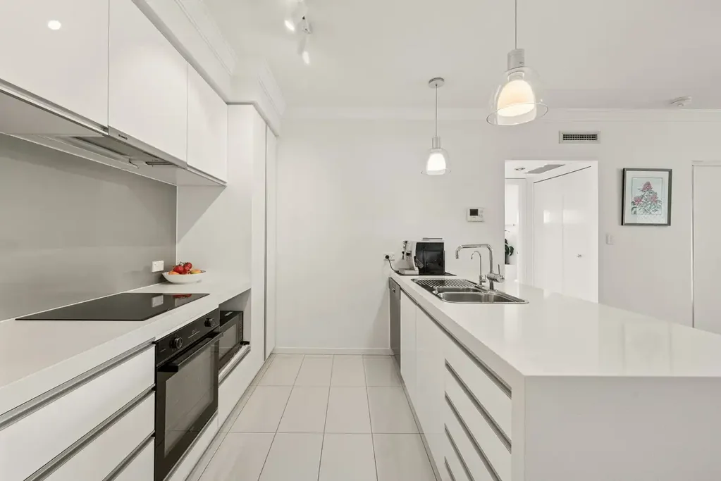 Bulimba 2બેડરૂમ Style and comfort in leafy Bulimba.