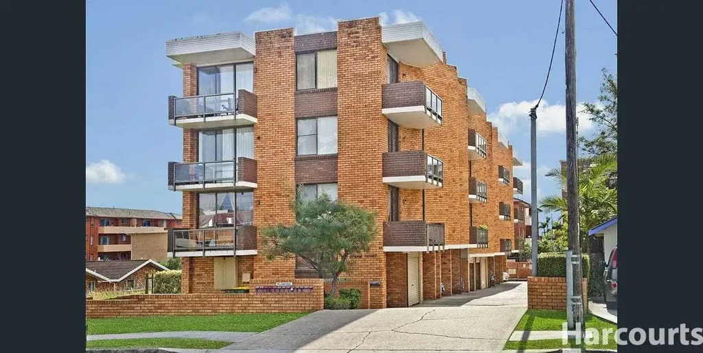 Riverside Living at its best!
