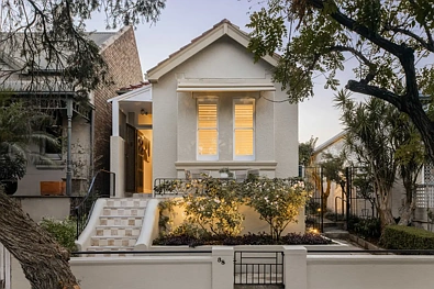 Stanmore 3 Bedroom Elevated, Free Standing Classic with Rear Lane Access & Timeless Charm