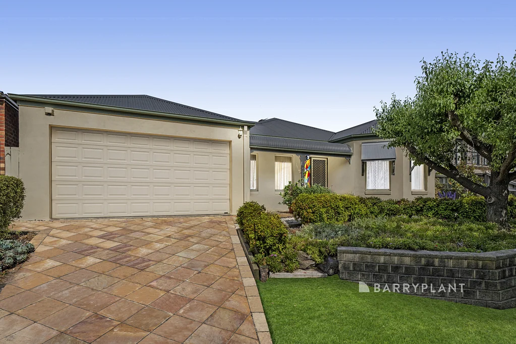 21 Cedarwood Crescent, Berwick, VIC 3806