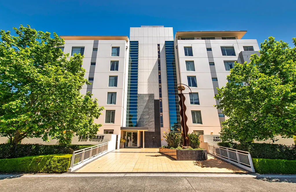 4005/2 Sovereign Point Court, Doncaster, VIC 3108