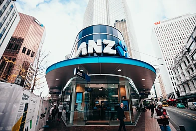风向大变！ANZ再次改口房价预测，明年可能迎来重要拐点！降息或在这时候……