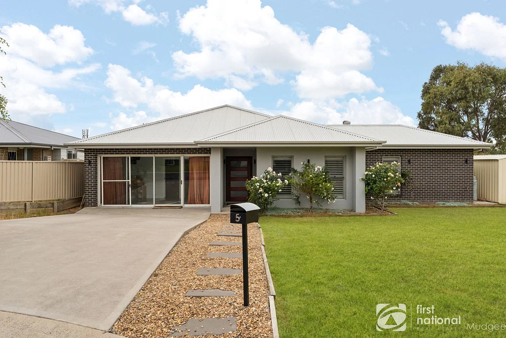 5 Pirie Close, Mudgee, NSW 2850