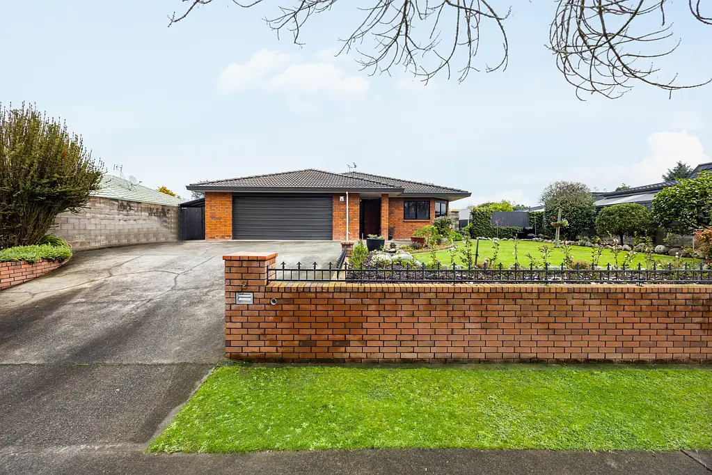2 Pascal Place, Flagstaff, Hamilton, Waikato