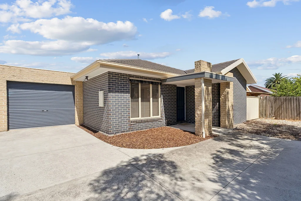 3/21 Purinuan Road, Reservoir, VIC 3073