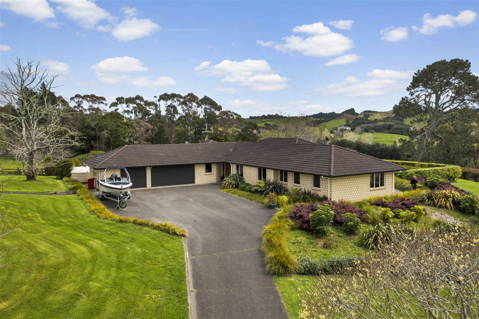 24 Windmill Drive, Wainui, Auckland - Rodney, 5 ਕਮਰੇ, 3 ਬਾਥਰੂਮ