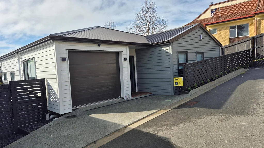 Howick 3침실 ONE LEFT offers over $980k