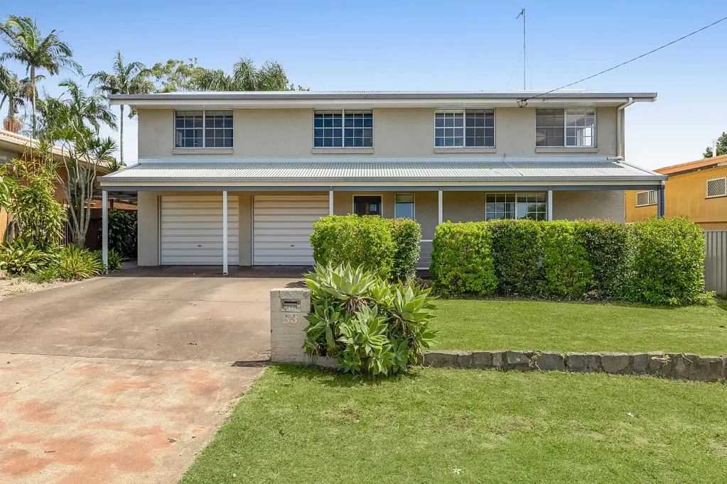 Fantastic Family Home in Sought-After Centenary Heights