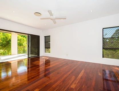 2/134 Ridgeway Avenue, Southport, Gold Coast, 3部屋, 2バスルーム, Townhouse