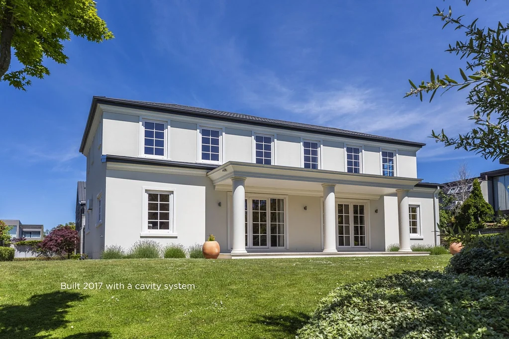 Fendalton 4部屋 Timeless elegance with stream boundary