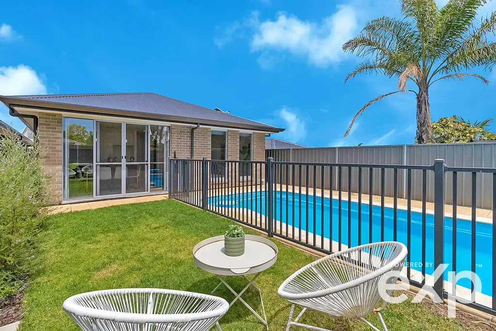 Modbury North 3房  BEST & HIGHEST OFFER by WEDESDAY 3rd JUNE @ 5pm