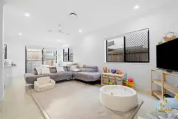 Unit 8/14 Sunflower Cres, Calamvale