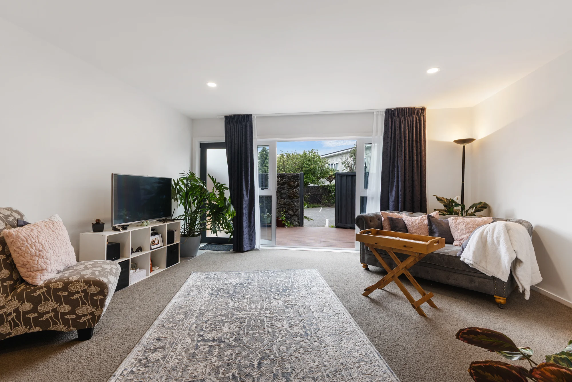 Onehunga 2Kwarto Quiet, Secure and Beautifully Updated