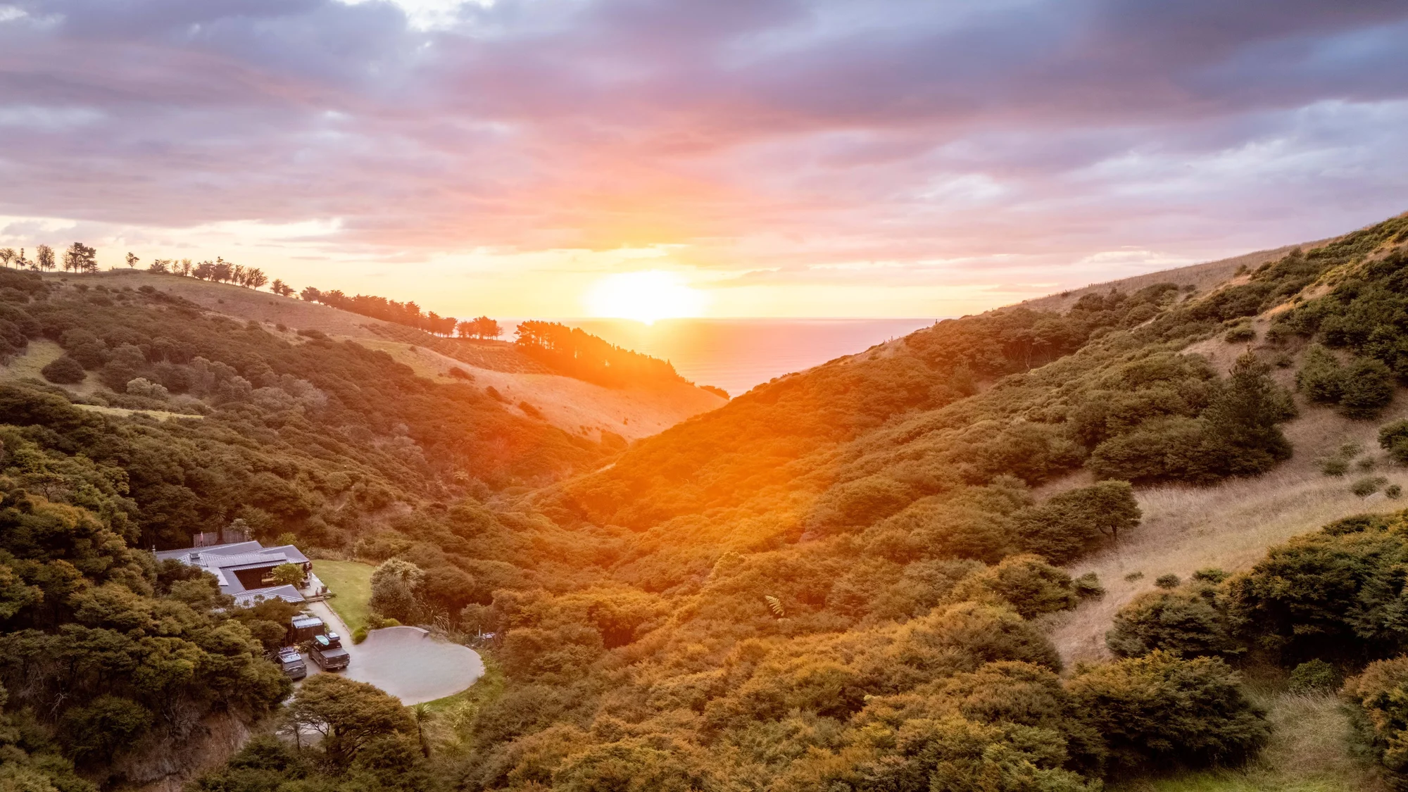 Raglan 7Moenga Kokomea: An Off-Grid Escape!