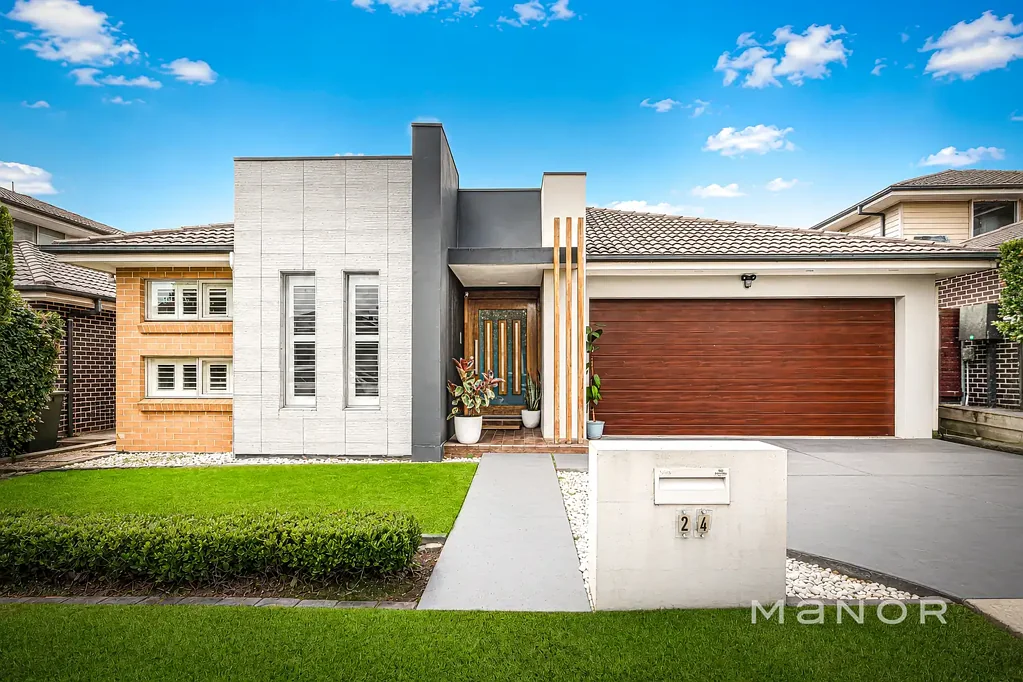 Bungarribee 5غرفة نوم Luxury Family Living with a Designer Kitchen & Private Home Theatre