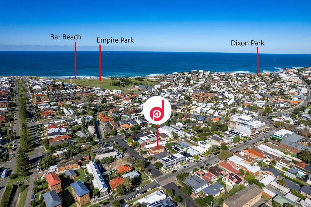 The Junction 4Zimmer Dual Level Family Entertainer with Beach and Café Lifestyle on Tap