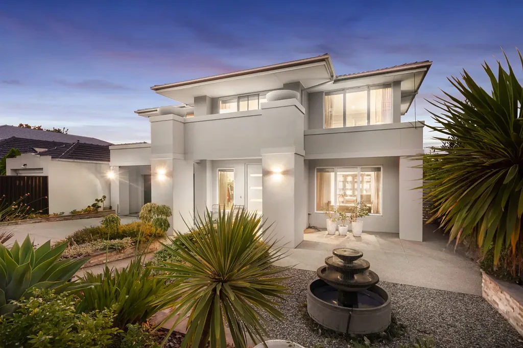 43 Parkmore Road, Forest Hill, VIC 3131