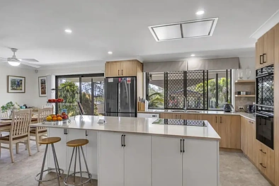 77 Winland Drive, Deebing Heights, QLD 4306, 6 slaapkamers, 3 badkamers, House