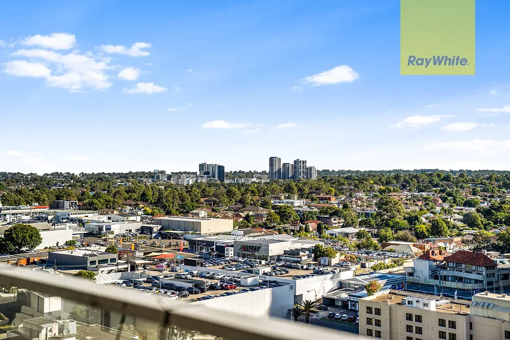 Parramatta 1房 17层高瞰景视野 宽敞单卧公寓 70m²室内外空间 专用车位 光线充足 开放式布局 现代厨房 全瓷浴室 安全便捷 Spacious One-Bedroom Apartment (84 sqm) in Prime Location