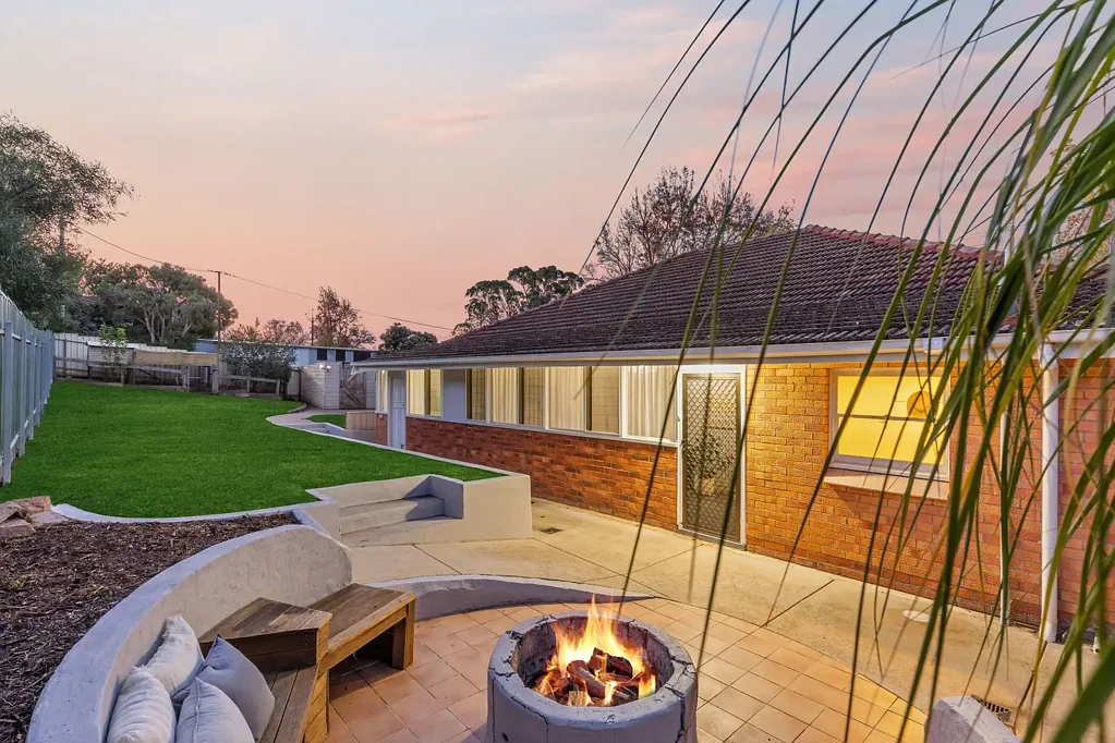 Gumeracha 4Zimmer Exquisitely Renovated Family Home on a Spacious 832m² Allotment