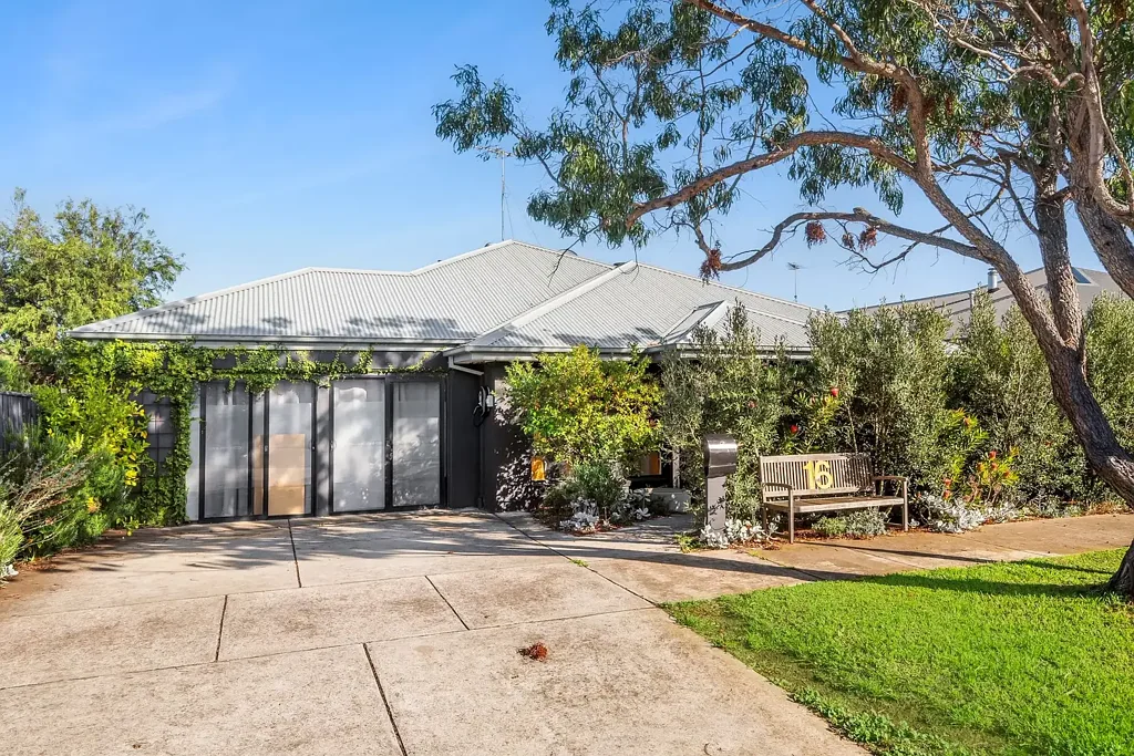 Ocean Grove 3ห้องนอน A super charming family home!